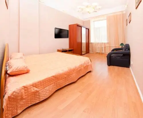 Санкт-Петербург: Apartments Next to Kazan Cathedral