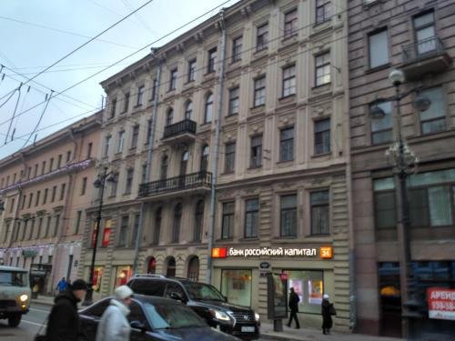 Санкт-Петербург: Apartments on Nevskiy 97