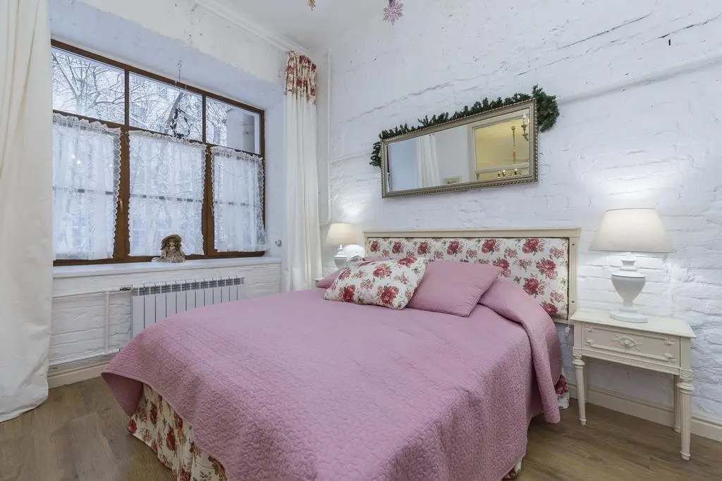 Санкт-Петербург: Apartments on Naberezhnaya Reki Moyki 14