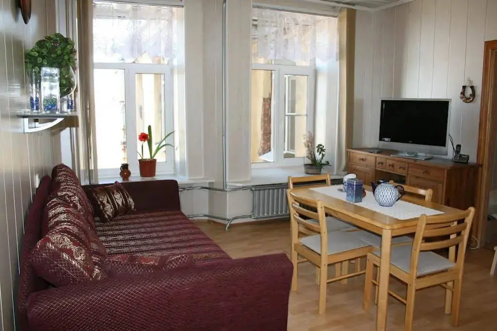 Санкт-Петербург: Apartments on Shpalernaya