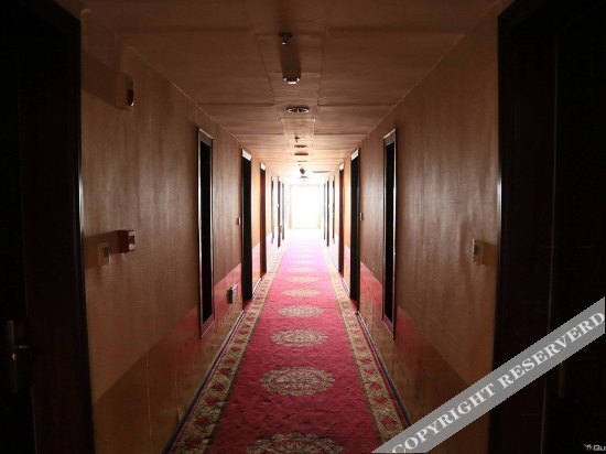 Датун: Super 8 Datong Hong Qi Square