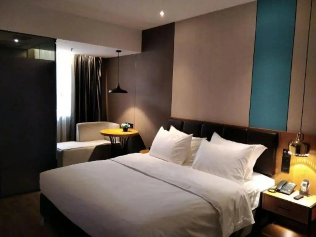 Чжуншань: Ease Hotel (Zhongshan Lihe Plaza Zhongshan 2nd Road)