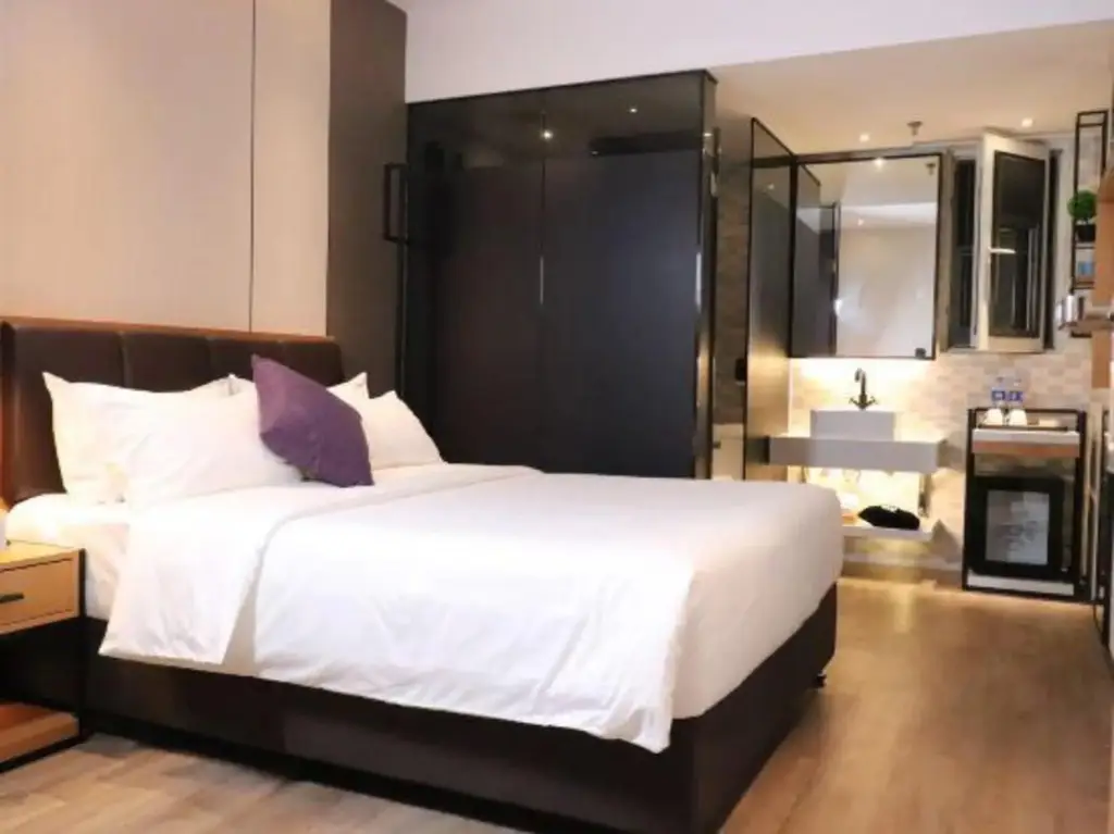 Чжуншань: Ease Hotel (Zhongshan Lihe Plaza Zhongshan 2nd Road)