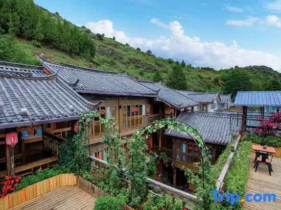 Ruyuan Mansion · Lijiang Naxi Style Garden — фото 1