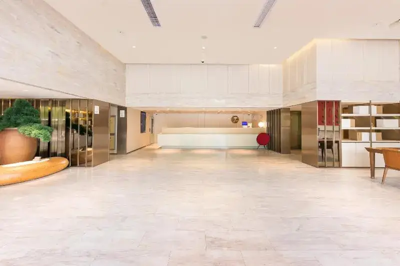 Шанхай: Ji Hotel Shanghai Jinqiao International Comme