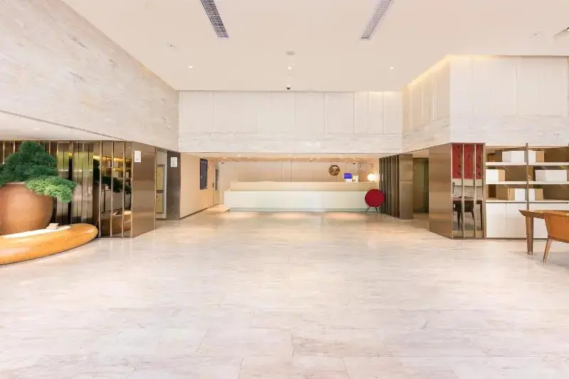 Шанхай: Ji Hotel Shanghai Jinqiao International Comme
