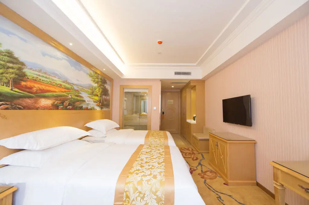 Гуанчжоу: Vienna Hotel Guangzhou Jinjiang Avenue Branch