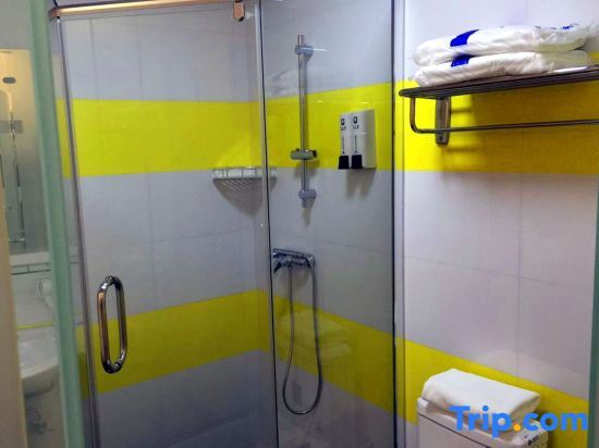 Чжэнчжоу: 7 Days Inn Xinzheng Longhu Huanan City