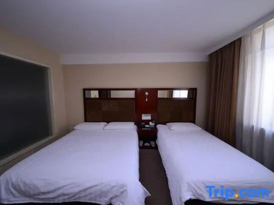 Харбин: Spring Chain Hotel (Harbin Hexing Subway Station Shida Night Market)