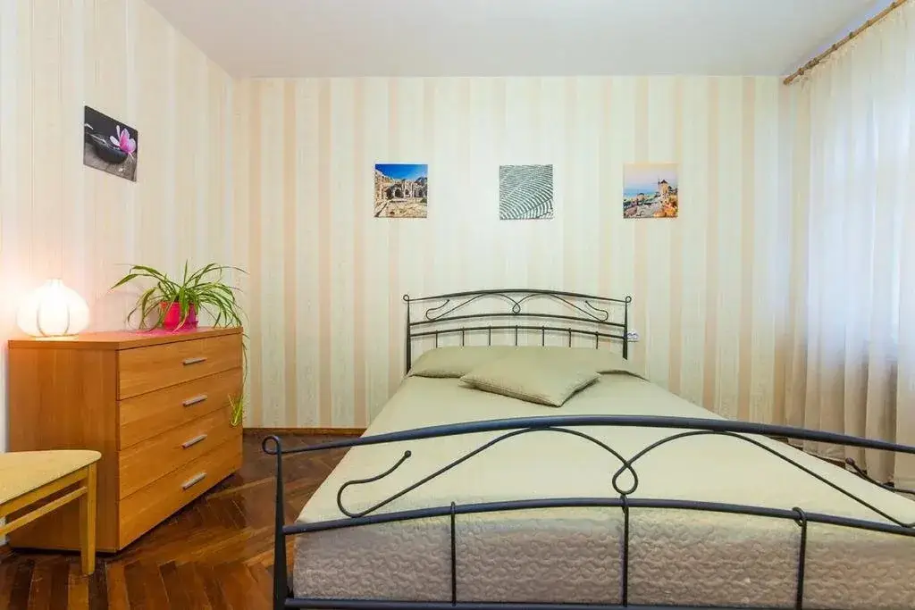 Санкт-Петербург: A-RENT On Naberezhnaya Griboedova