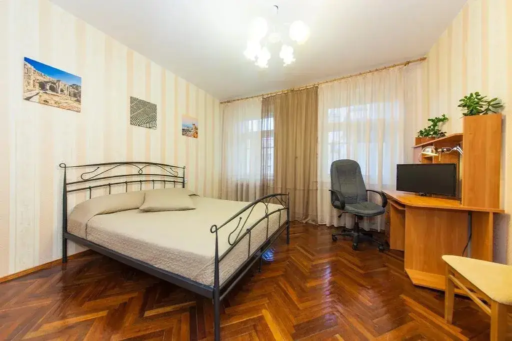 Санкт-Петербург: A-RENT On Naberezhnaya Griboedova