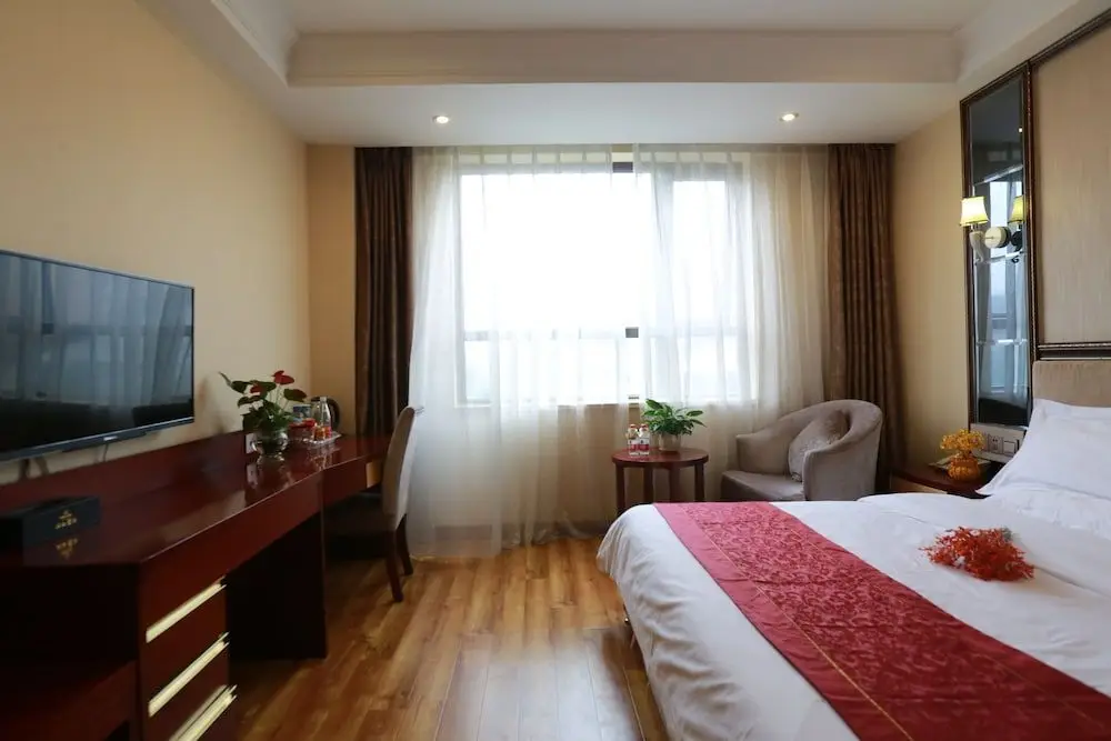 Чэнду: Shanglin Junhao Holiday Hotel