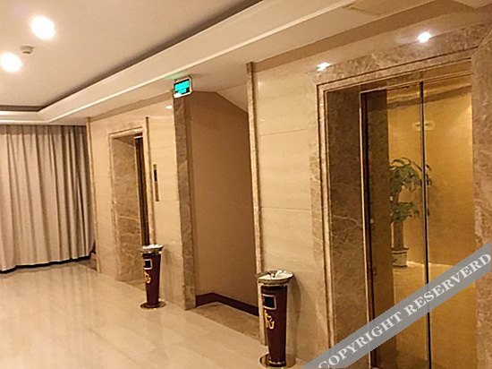 New Yangtze Hotel — фото 1