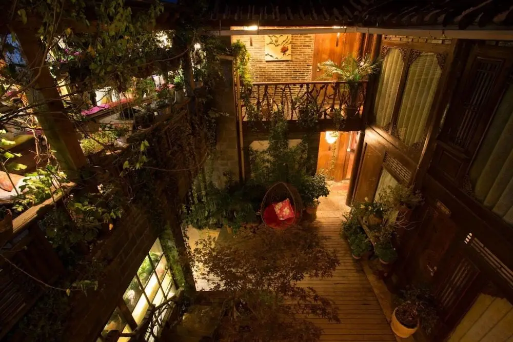 AMU's House - Lijiang — фото 1