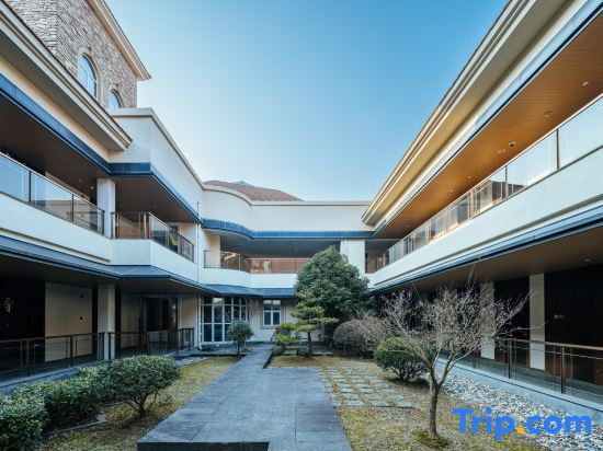 Шанхай: Flower Lux·Chongming Forest Resort Hotel