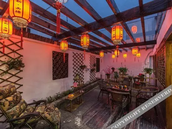 Цзясинь: Jiuqi · Xitang Guyun Boutique Garden Hotel