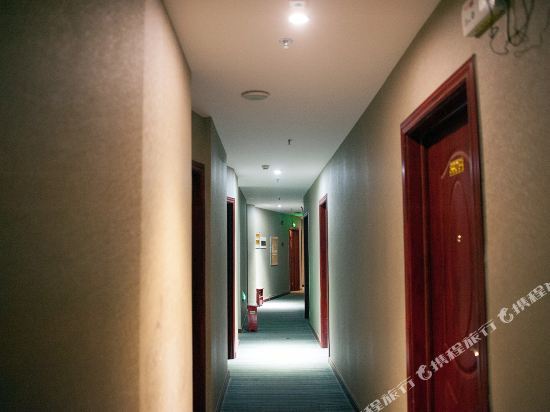Наньтун: Linglong Hostel