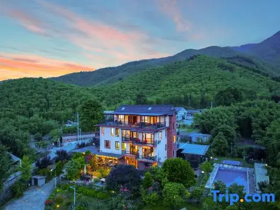 Хучжоу: Moganshan Shisu Parent-child Holiday Homestay