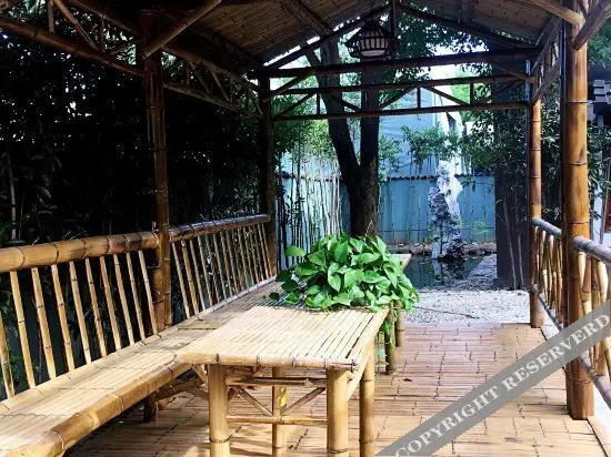 Хучжоу: Zhuxi Renjia Hostel