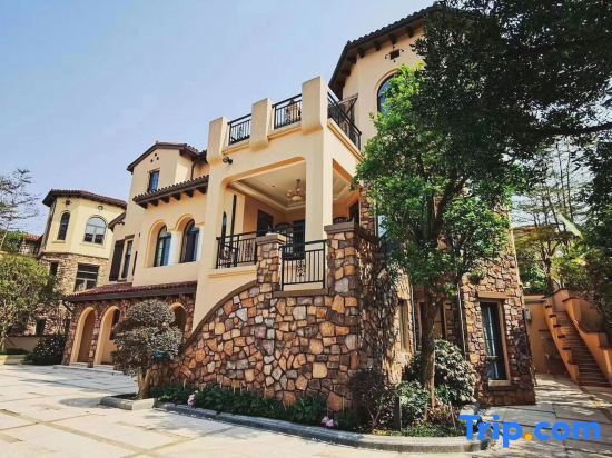 Фошань: Midea Egret Lake Car Theme Hotel
