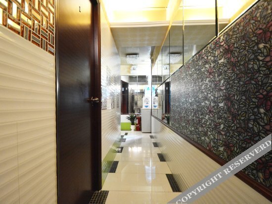 Коулун: Yi Jia Hotel