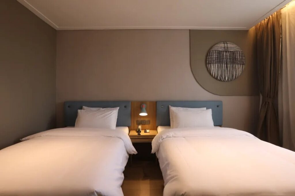 Хэнъян: Home Inn (Hengyang Jingzhu Square Nanhua University)