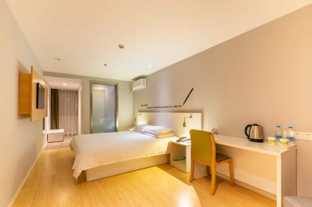 Шанхай: Motel 168 (Kunshan Qianjin East Road International Convention and Exhibition Center)