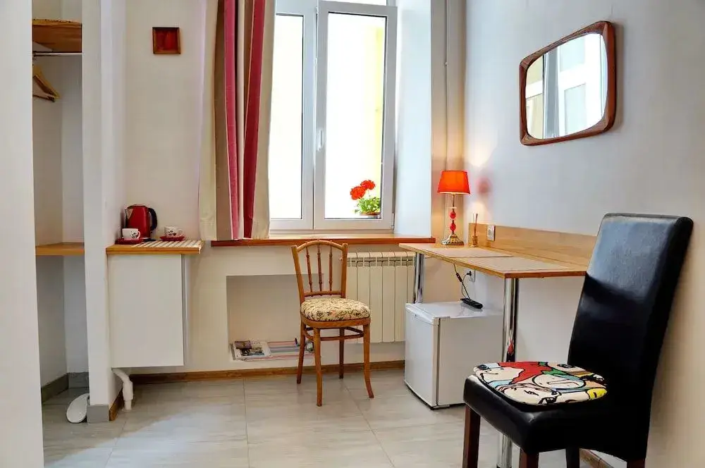 Санкт-Петербург: At Hermitage apartments