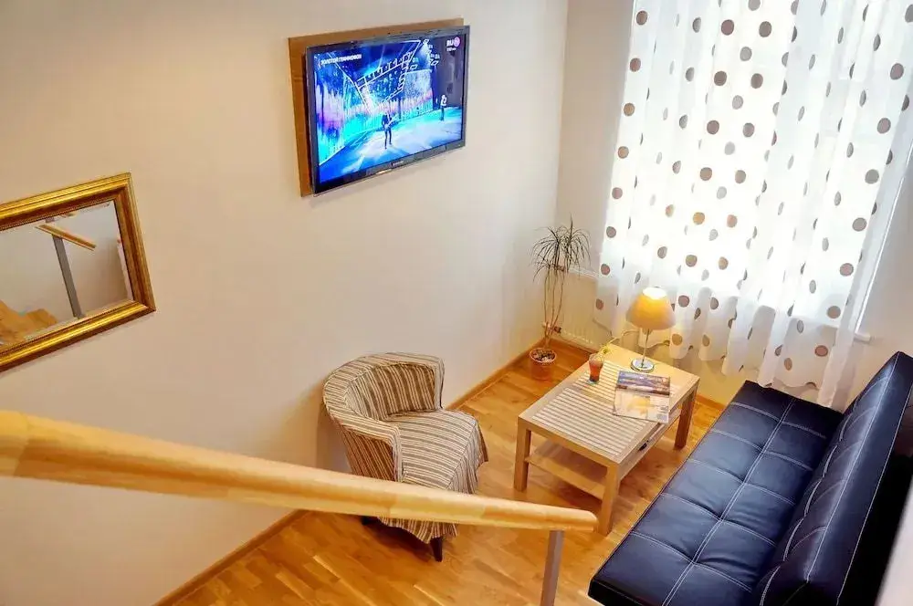 Санкт-Петербург: At Hermitage apartments