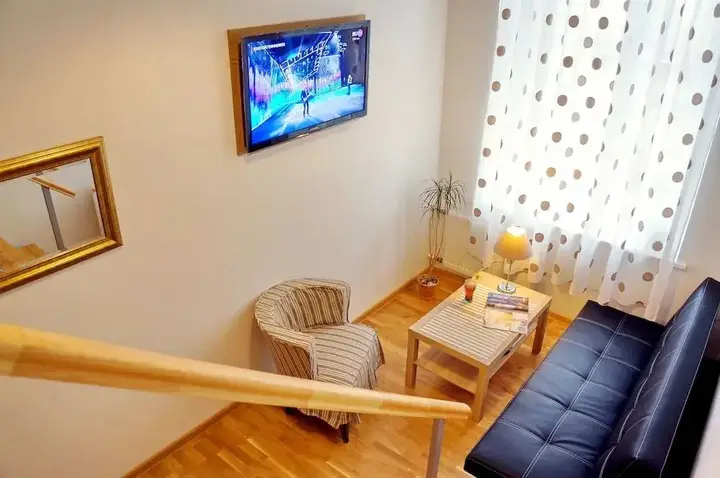 Санкт-Петербург: At Hermitage apartments