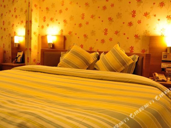 Даньдун: Jiatai Chain Hotel Dandonghuanghai Market Store