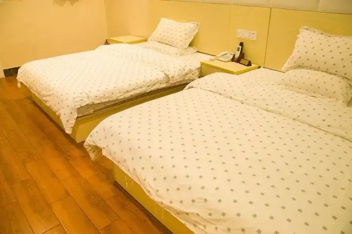 Гуанчжоу: Yuan Hong Hotel Pazhou Branch