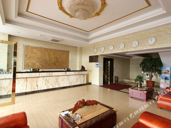 Шэньчжэнь: Yilong Hotel (Shenzhen International Convention and Exhibition Center Shajing West Railway Station)