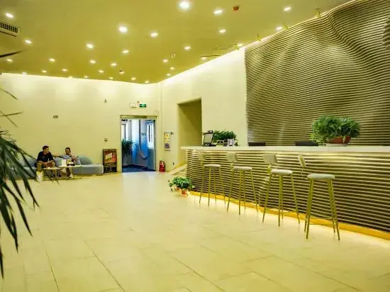 Цзюцюань: Oasis island · s Hotel (Dunhuang Shazhou night market)