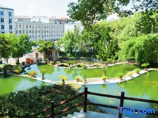Цзюцзян: Wuning Hotel