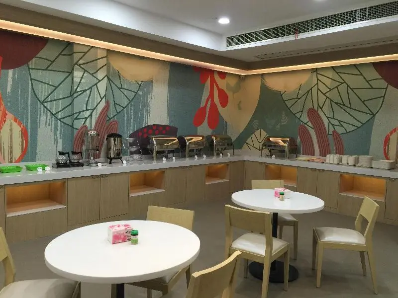 Цзясинь: Hanting Hotel (Haiyan Xinqiao North Road)