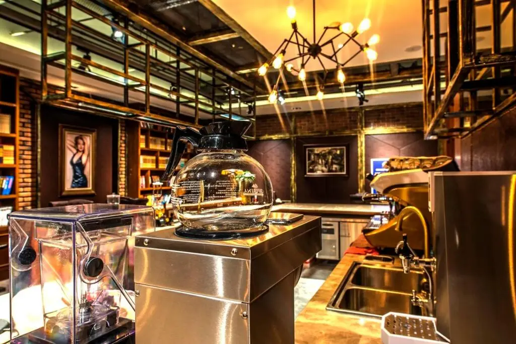 Пекин: James Joyce Coffetel South Beijing Railway Station Fangzhuang Puhuangyu Metro Station
