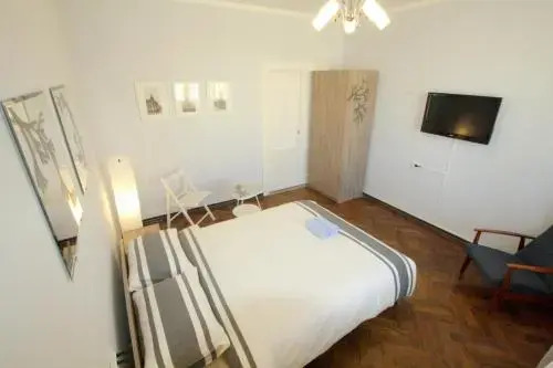 Санкт-Петербург: Bed2Bed on Sovetskoy