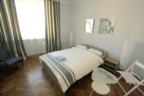 Санкт-Петербург: Bed2Bed on Sovetskoy
