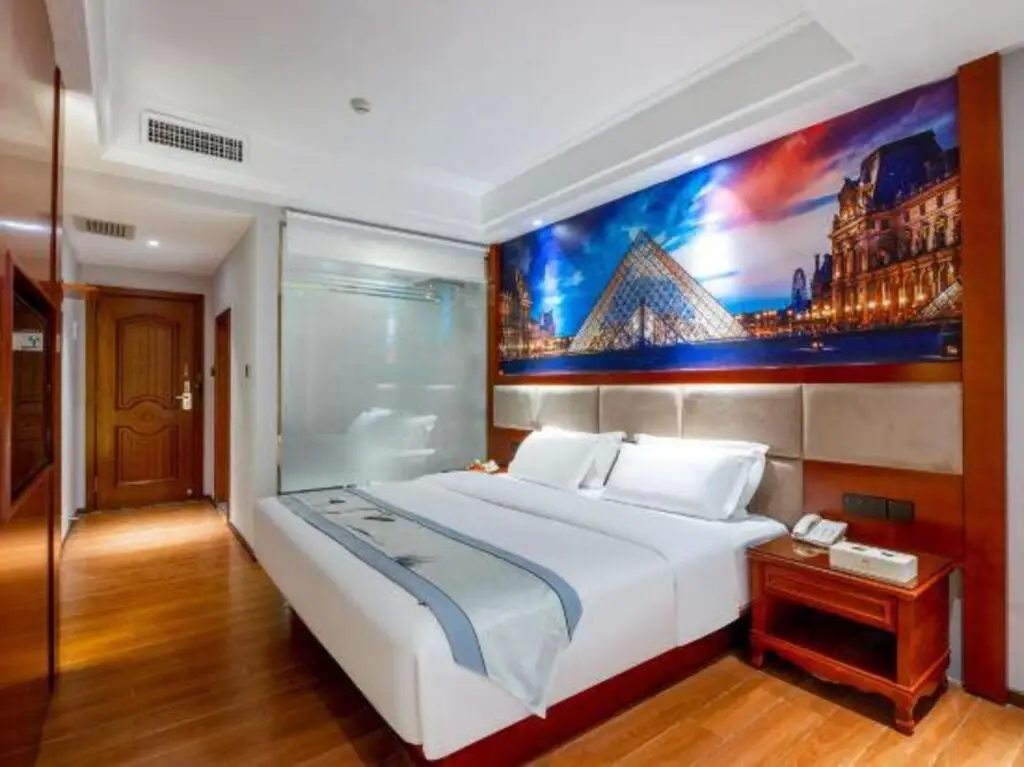 Куньмин: Junyi Haoting Holiday Hotel