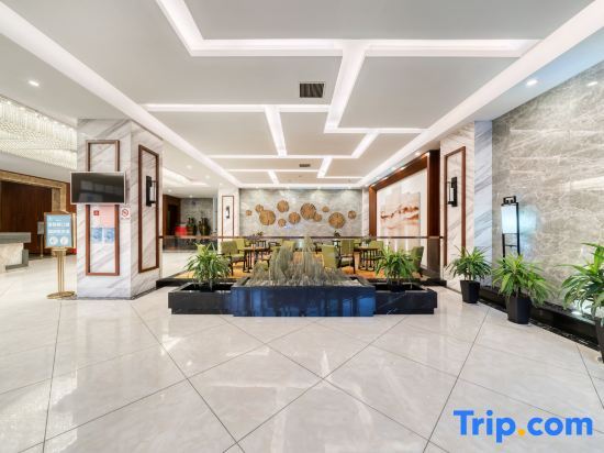 Кайфын: Yinxiang Hotel