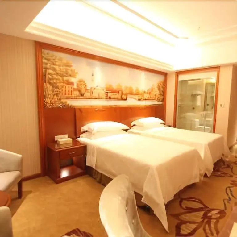 Фошань: Vienna International Hotel