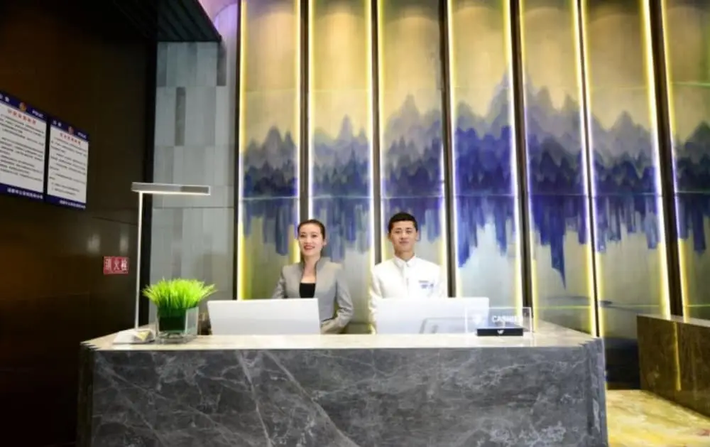 Чэнду: Rezen Minyoun Hotel (Chengdu Global Center)