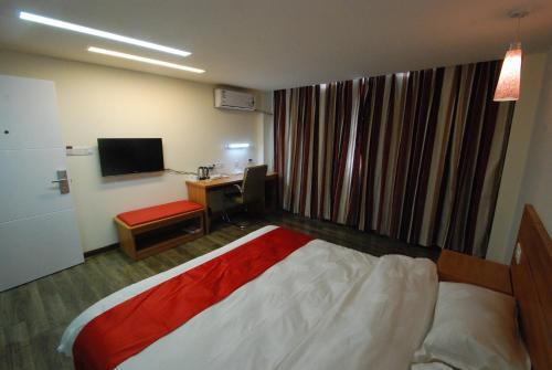 Тайчжоу: Xinghua Hangzhou Bay Hotel (Banqiao Former Residence)