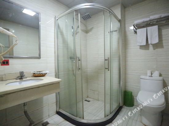 Наньчан: Ease Hotel (Nanchang Qingshan Lake Wanda Plaza Store)