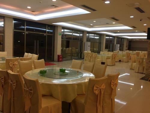 Шэньчжэнь: Vienna International Hotel