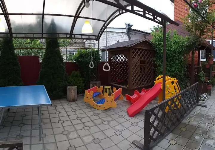 Голубицкая: Poseydon Guest House