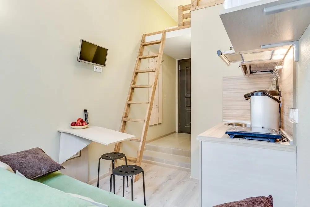 Санкт-Петербург: Comfitel Apart Ligovskiy 51