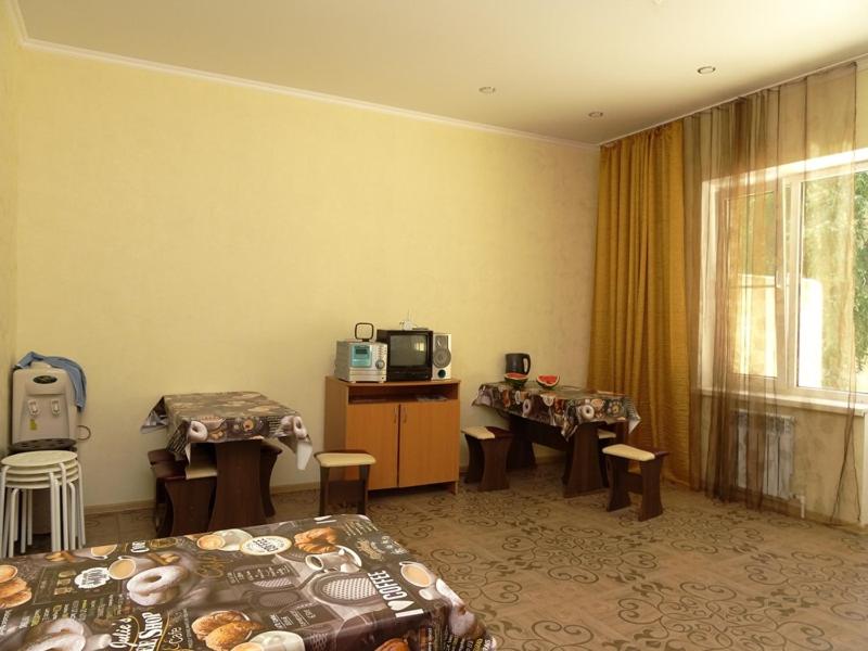 Витязево: Guest house on Pochtovaja 48b