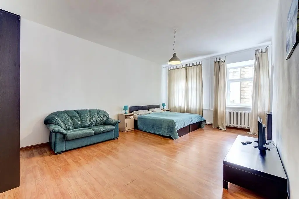 Санкт-Петербург: Apartament Dzhambula